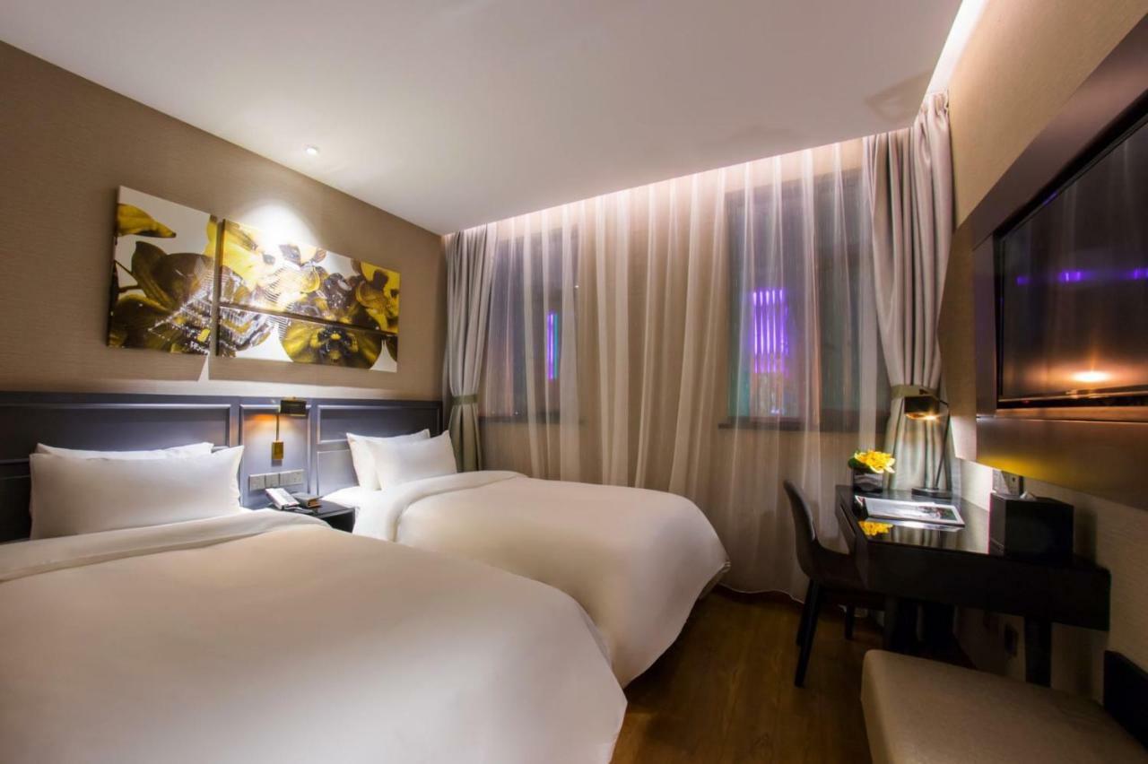 Yitel Premium Hotel Шанхай Экстерьер фото