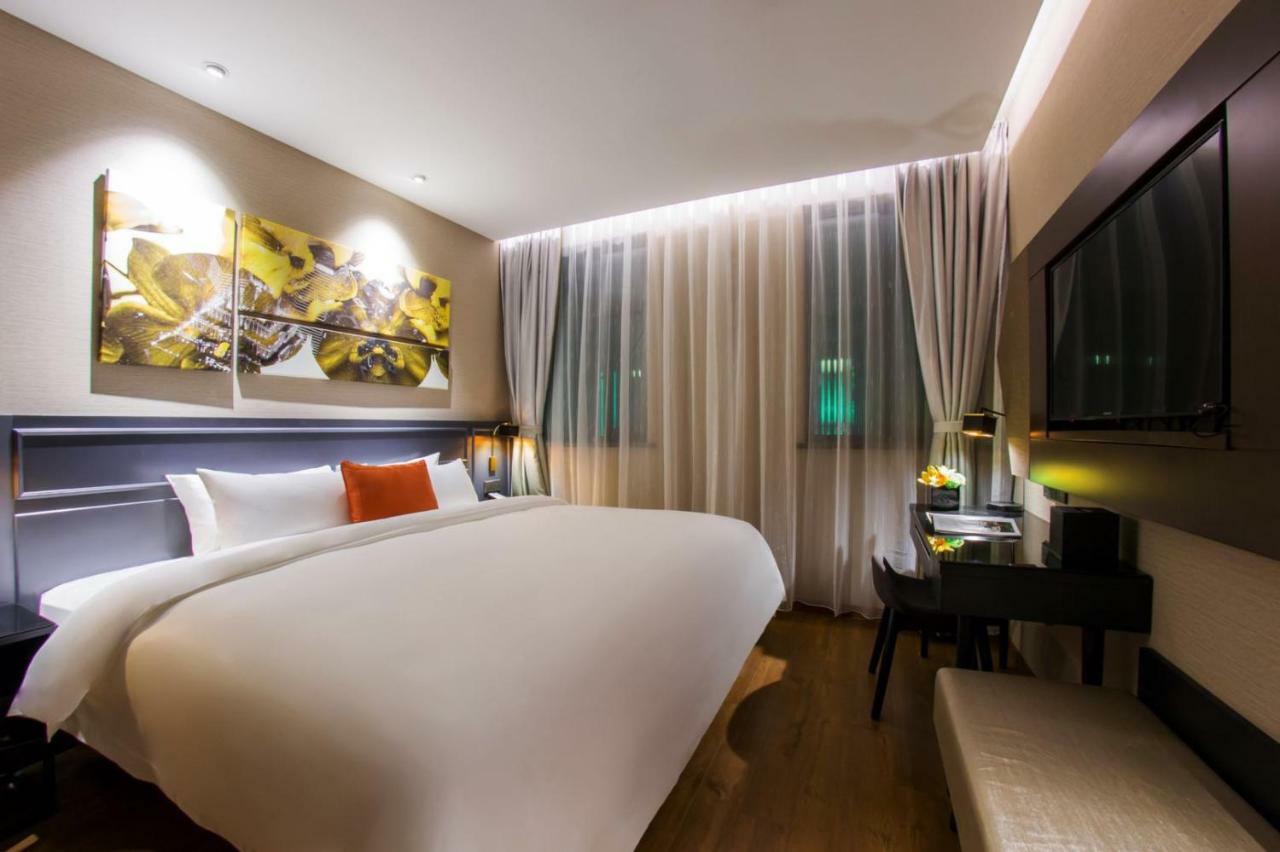 Yitel Premium Hotel Шанхай Экстерьер фото
